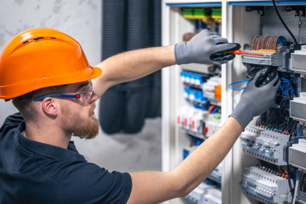 Best Circuit Breaker Repair  in Lambertville, MI